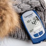 Lingua con segni evidenti di possibili segnalazioni di diabete.